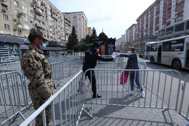 Полиция устроила массовые проверки на улицах Баку