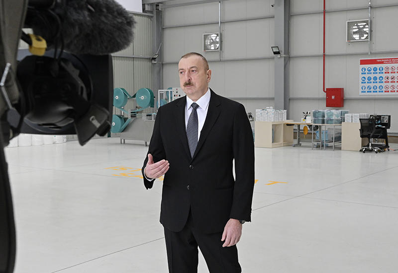 Президент Ильхам Алиев: В нынешних условиях пандемии искусственное завышение цен будет восприниматься как предательство