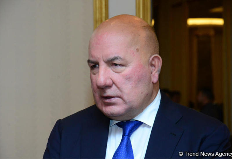 Эльман Рустамов избран членом правления Центрального банка Азербайджана