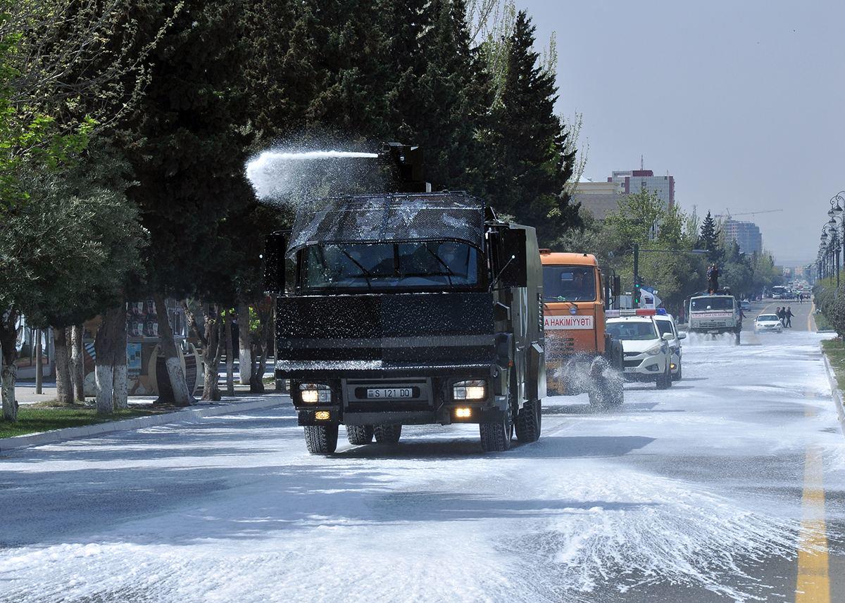 Sumqayıtda küçələr belə dezinfeksiya edilir