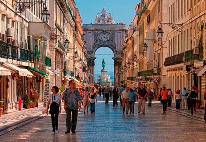 Португалия стала первой европейской страной, применяющей туристические ваучеры