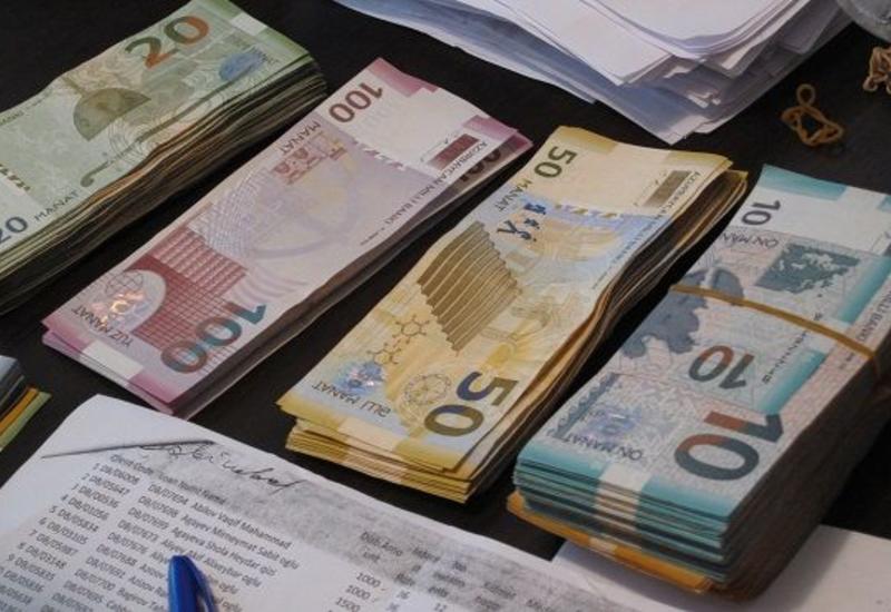 Вкладчикам 4 закрывшихся банков выплатили 534 млн манатов