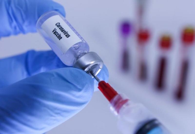 Назван срок начала массовой вакцинации россиян от коронавируса