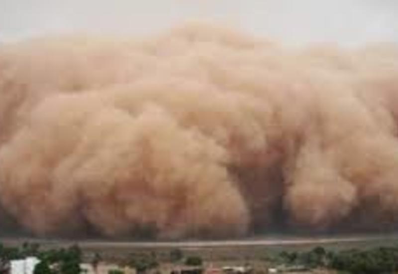 На столицу Нигера обрушилась гигантская песчаная буря