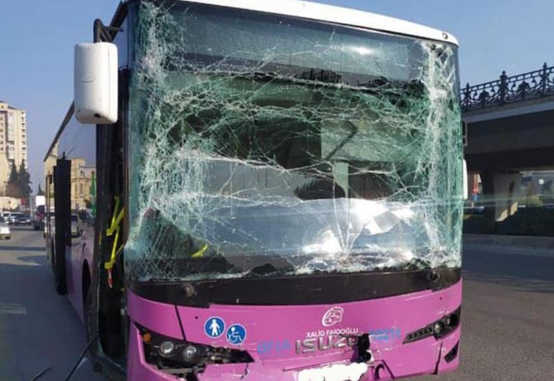 В Сумгайыте столкнулись два автобуса, много пострадавших