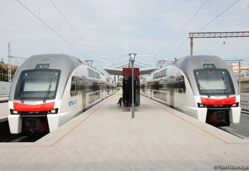 В Баку пустят дополнительные пригородные поезда