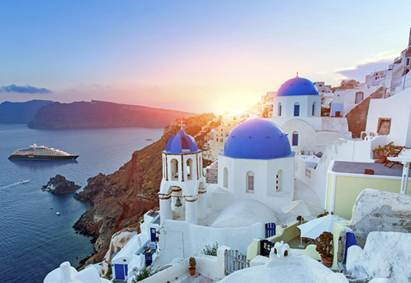 Туристический сезон в Греции откроется 15 июня