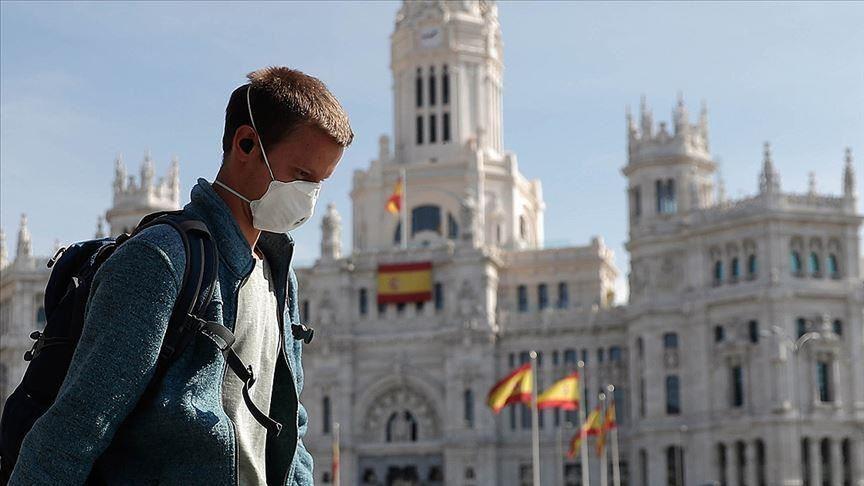В Испании снижается суточный прирост смертей от коронавируса