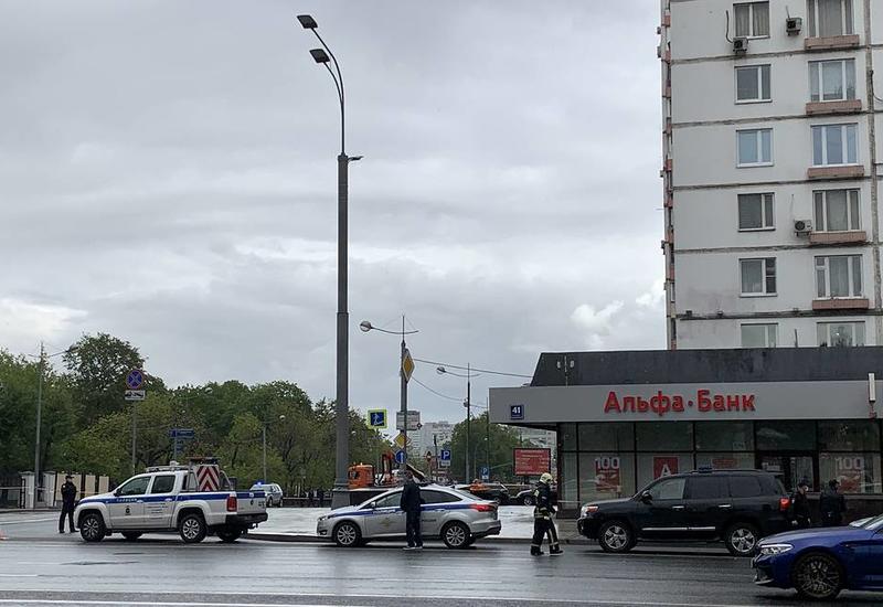 Moskvada banka hücum edildi: 5 nəfər girov götürüldü