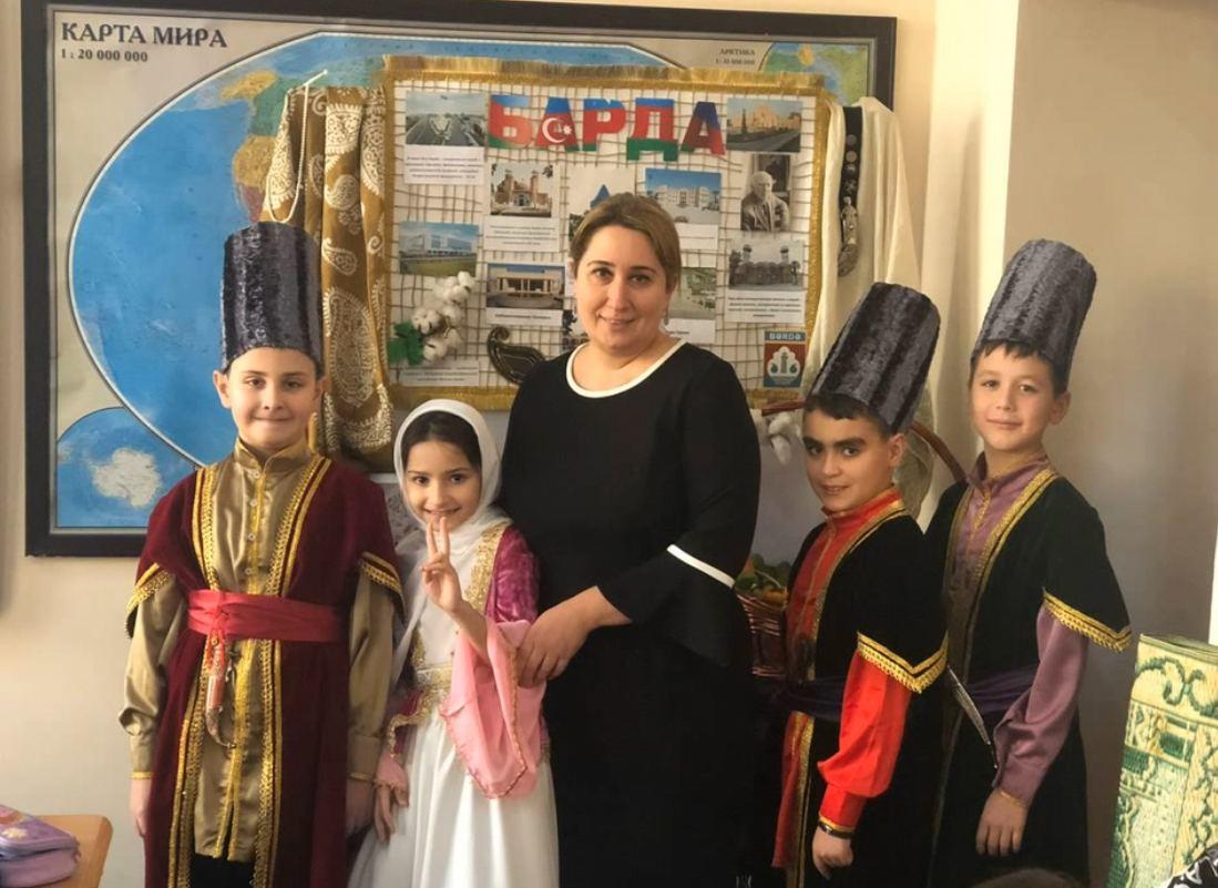 Трогательное поздравление азербайджанских школьников с Днем Республики – 28 мая