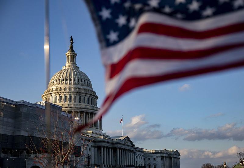 Сенат Конгресса США одобрил проект бюджета объемом почти $1,7 трлн