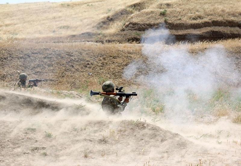 Азербайджанская армия проводит соревнование за звание «Лучшая мотострелковая рота»