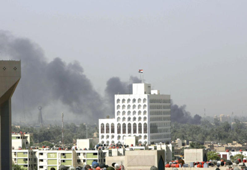 Четыре ракеты упали рядом с посольством США в Багдаде
