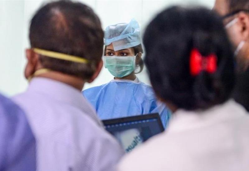 В Индии число заражений коронавирусом превысило 900 тысяч