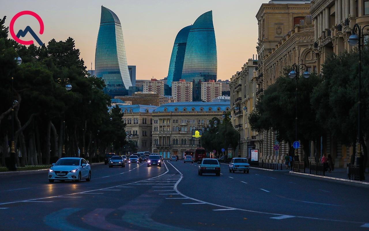 Вечерний Баку во время специального карантинного режима