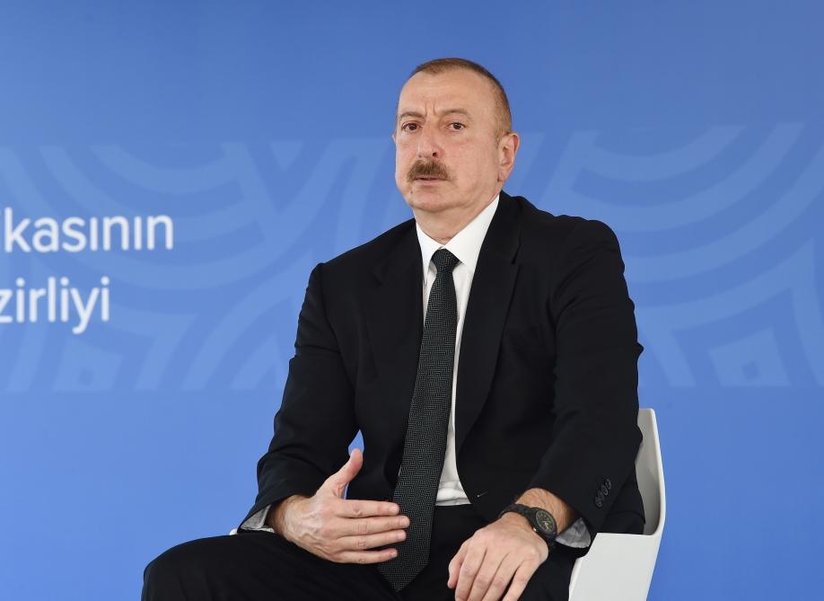 Президент Ильхам Алиев и Первая леди Мехрибан Алиева приняли участие в открытии модульного госпиталя для лечения больных коронавирусом в Баку