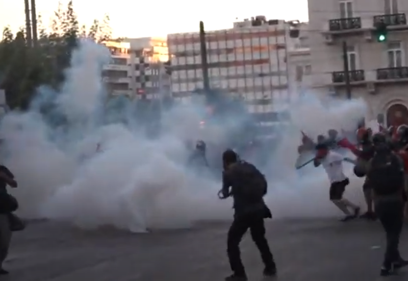 В Афинах на протестах арестовали девять человек