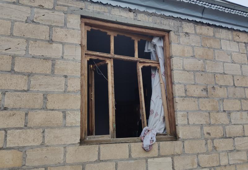 Cнаряд, выпущенный армянами, попал в этот дом