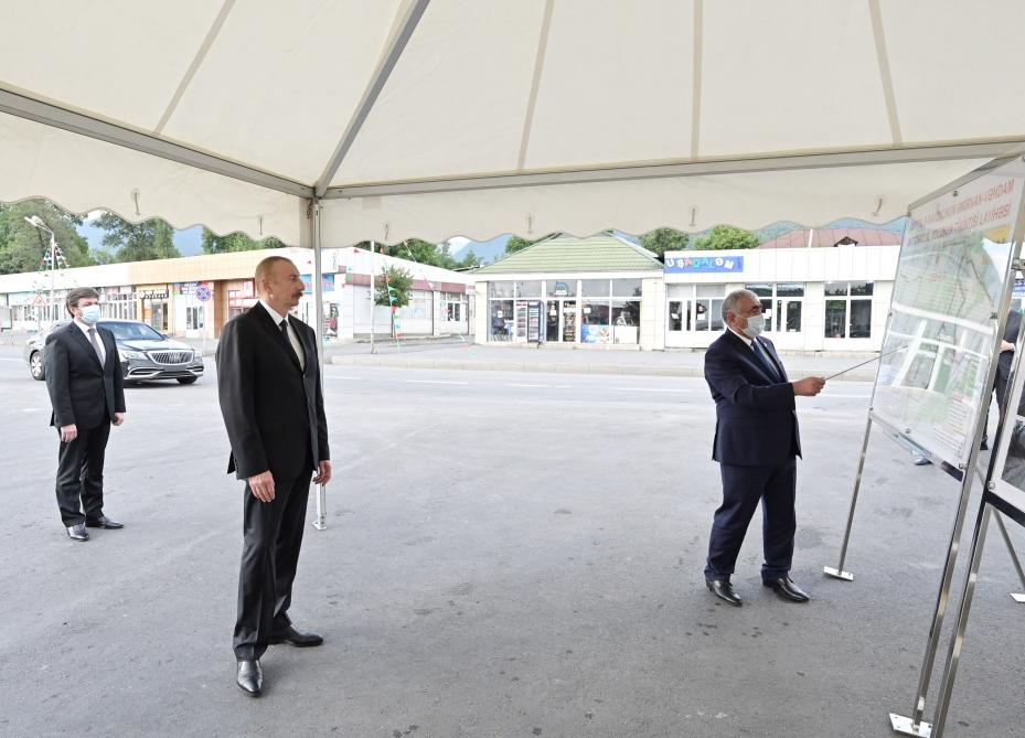 Президент Ильхам Алиев принял участие в открытии дороги Эмирван-Вандам в Габалинском районе