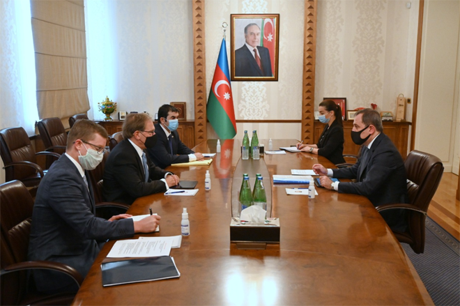 Джейхун Байрамов обсудил вопросы сотрудничества с послом США