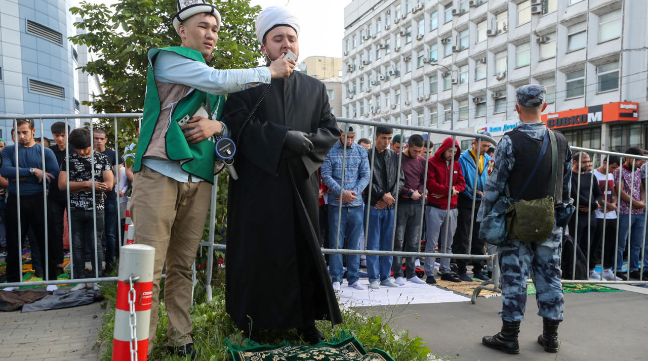 Мусульмане России отмечают праздник Гурбан