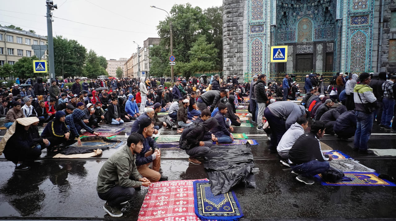 Мусульмане России отмечают праздник Гурбан