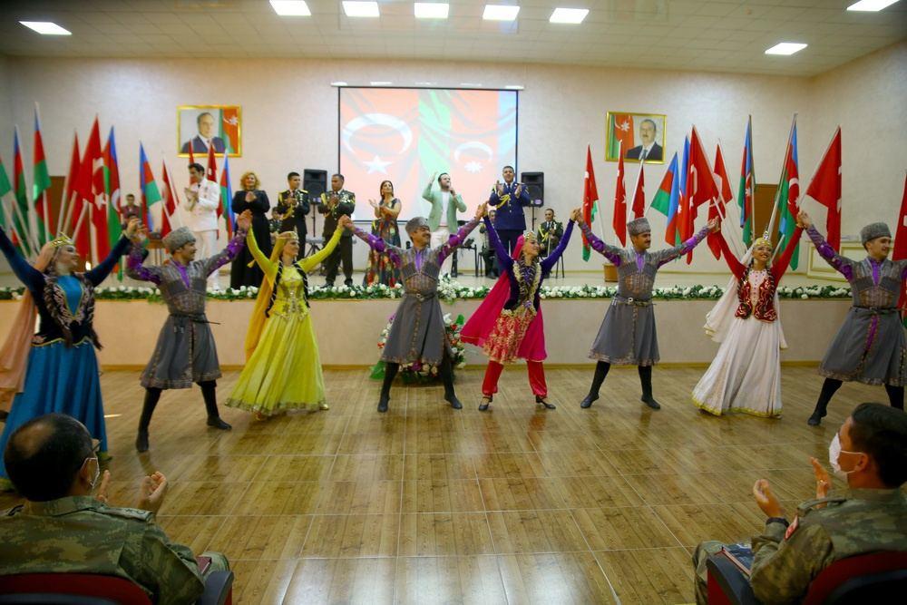 Состоялась торжественная церемония под девизом «Азербайджано-турецкое братство вечно и нерушимо»