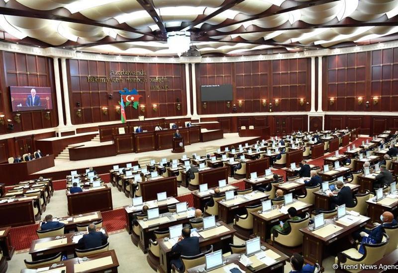 В Азербайджане предложены изменения в Трудовой кодекс