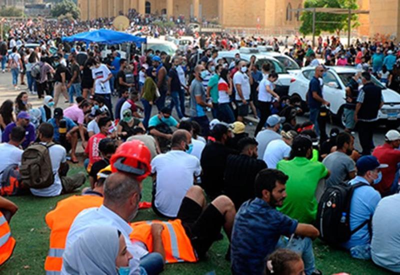 В Бейруте демонстранты захватили здания двух министерств