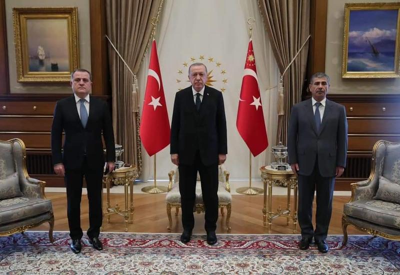 Президент Турции принял глав МИД и Минобороны Азербайджана