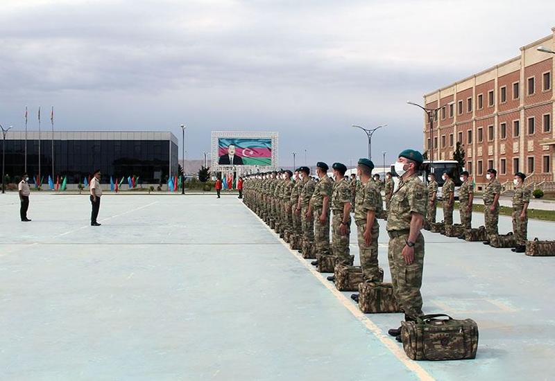 Группа азербайджанских миротворцев вернулась из Афганистана