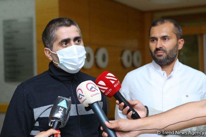 Выздоровевший от коронавируса врач Джавид Пашаев выписан домой