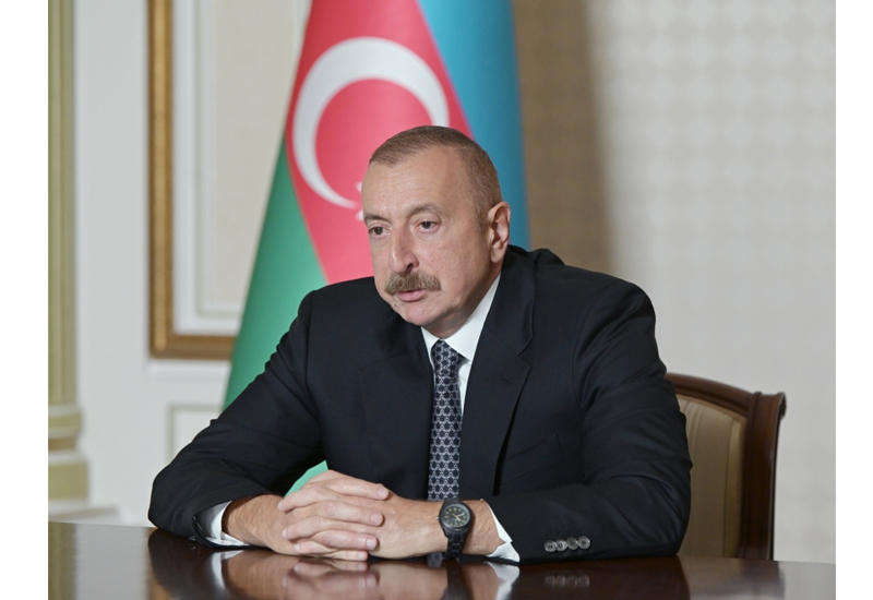 Президент Ильхам Алиев: Азербайджанский предприниматель, вкладывающий в зарубежные страны десятки миллионов долларов инвестиций, в первую очередь должен подумать о своей Родине