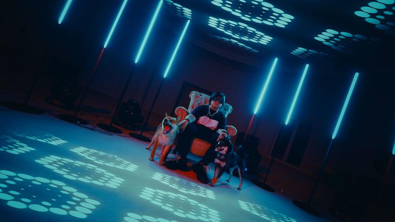 A.LI выпустил клип на дебютную песню "Еду на капоте"