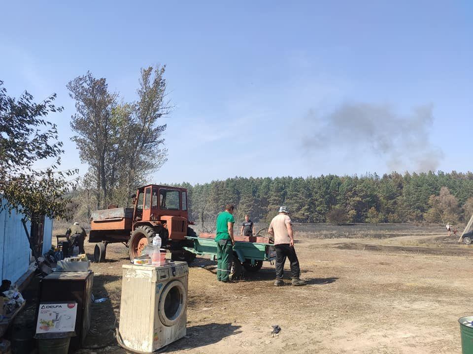 В Украине пожар уничтожил село