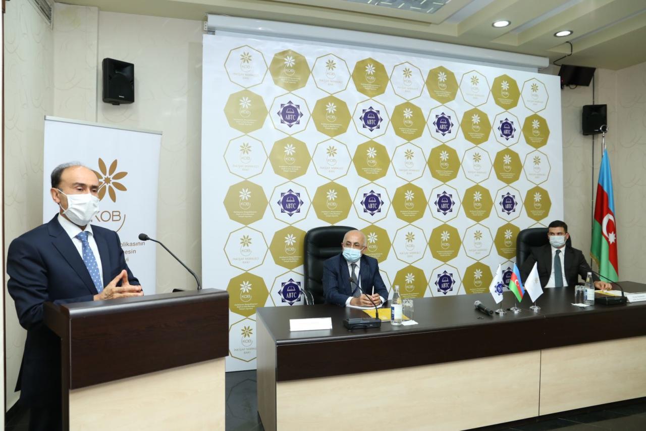 В Баку и Сумгайыте открылись Центры развития МСБ