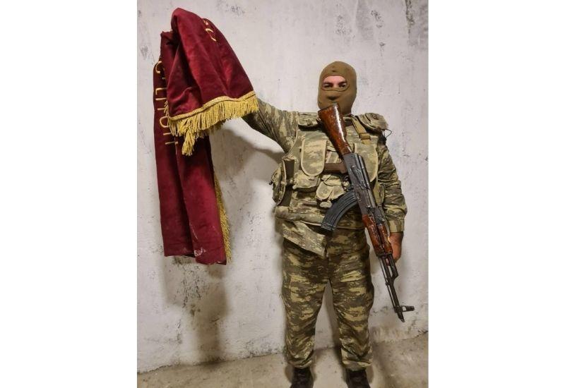 Азербайджанская армия захватила боевое знамя армянского батальона