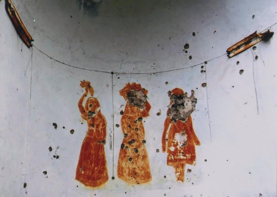 Армянский вандализм: Разрушенные религиозные и исторические памятники, города и села, превратившиеся в развалины