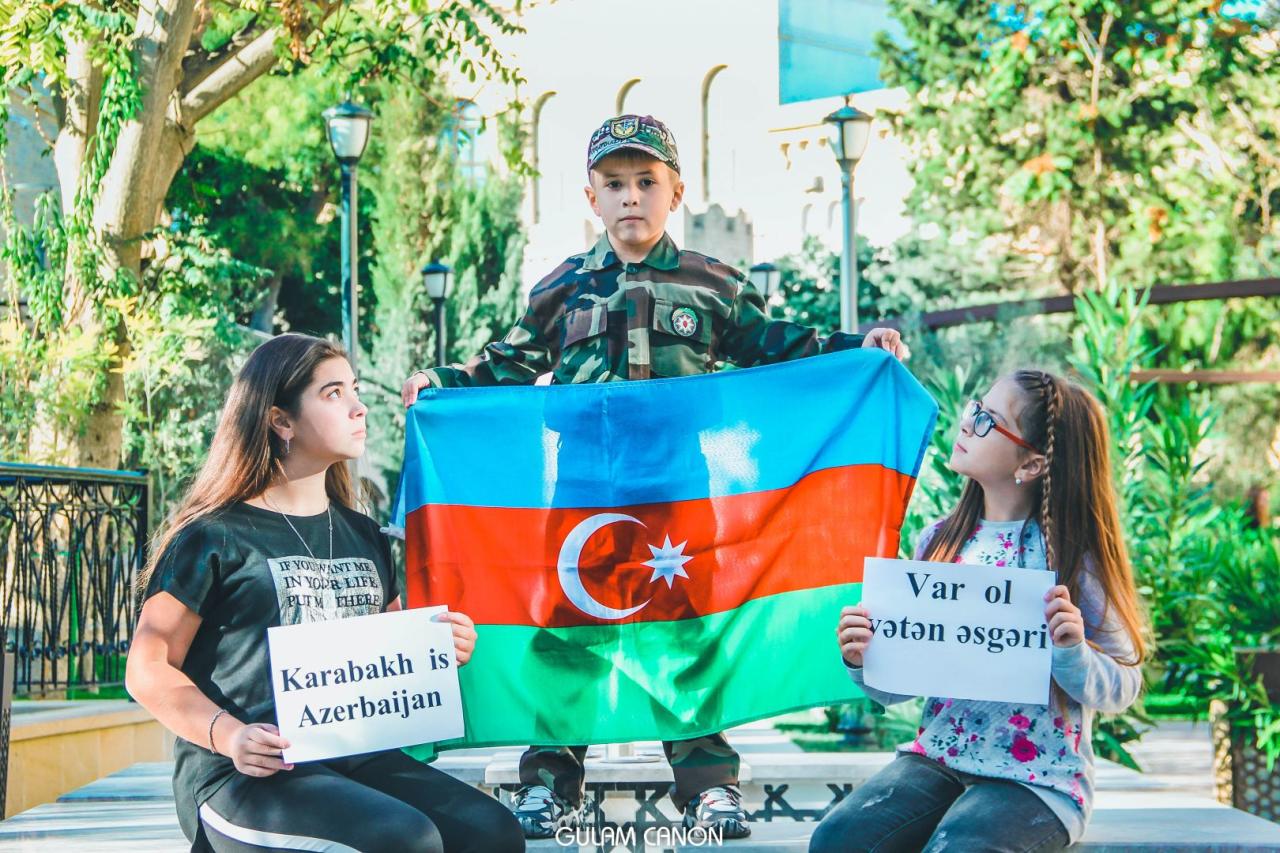Представлен фотопроект, посвященный поддержке армии Азербайджана