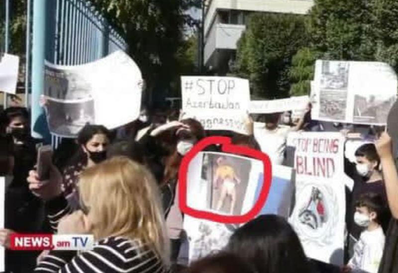 Армяне на митингах выдают убитых ими азербайджанских детей за армянских