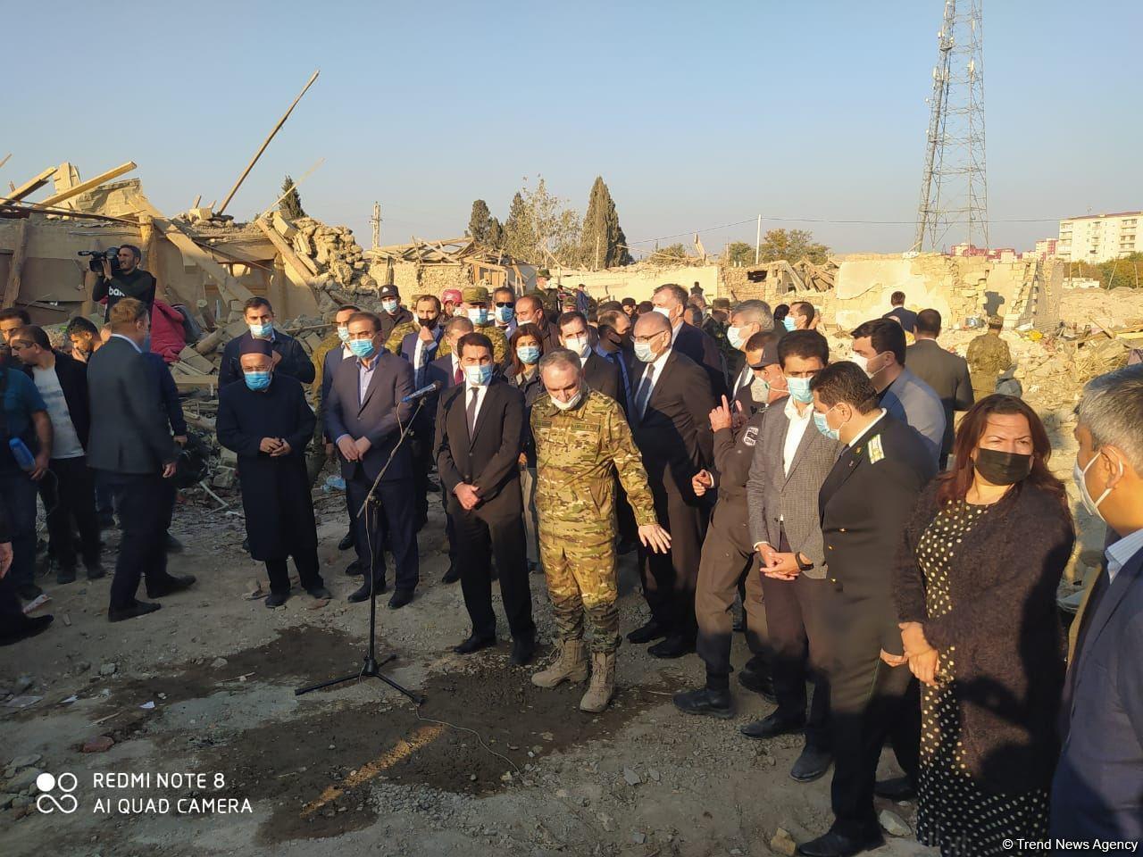 Хикмет Гаджиев и представители дипломатического корпуса прибыли в Гянджу