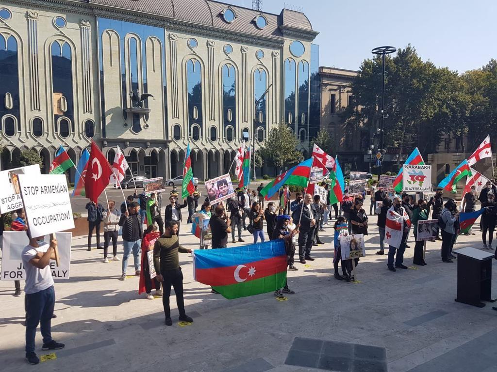 Gürcüstan azərbaycanlıları etiraz aksiyası keçirdi