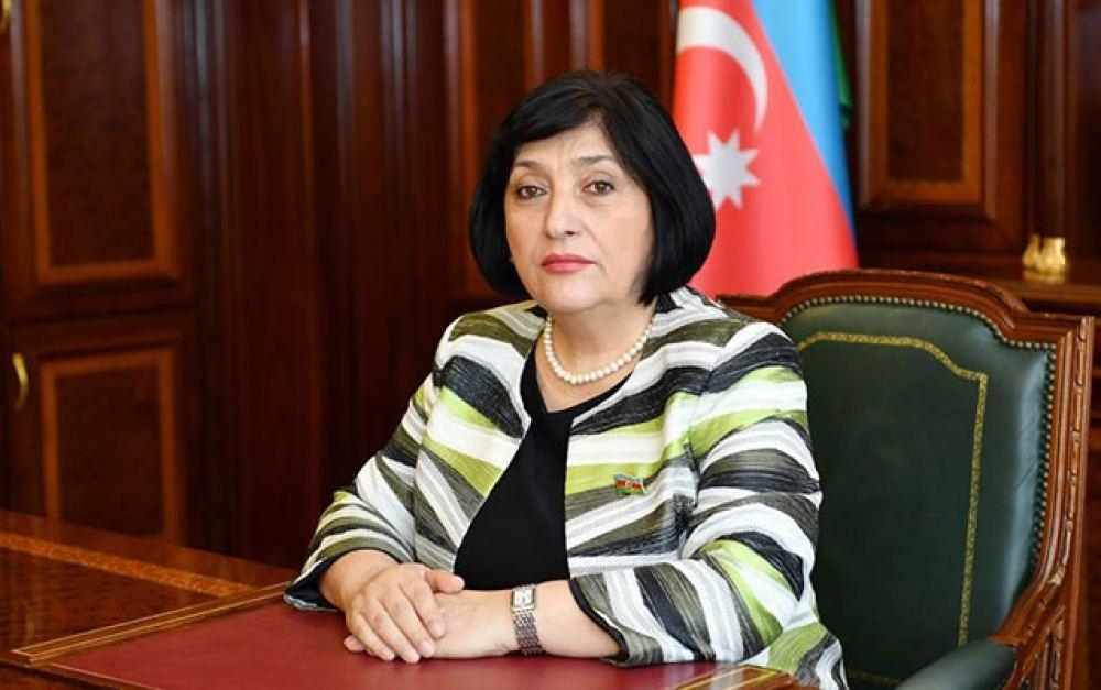 Сахиба Гафарова позвонила турецкому коллеге в связи с землетрясением в Измире