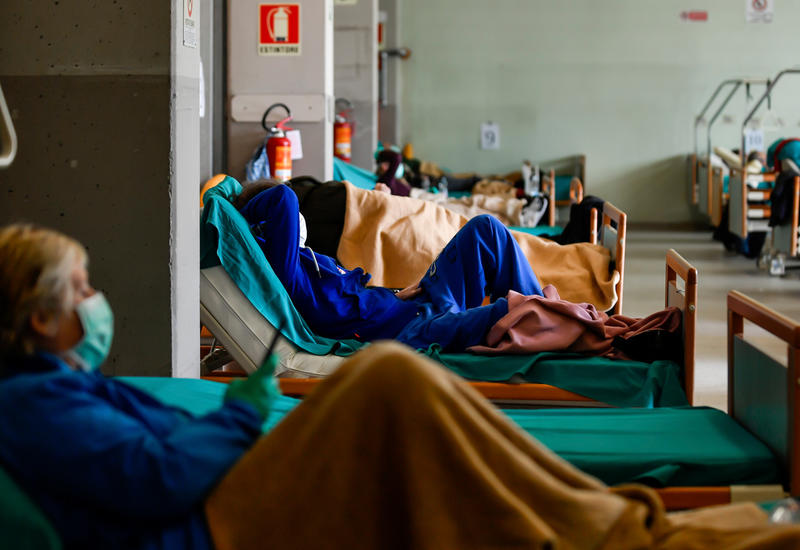 Италия обновила рекорд по числу заболевших коронавирусом за сутки