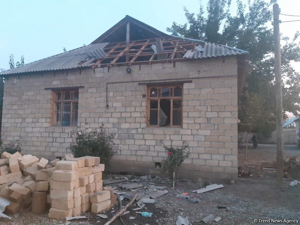 В результате армянского обстрела Барды серьезно пострадали 5 частных домов