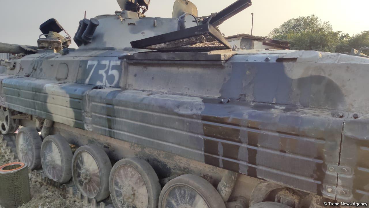 Захваченные армянские танки теперь стреляют в армян