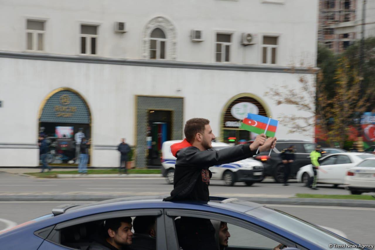 Отметить освободить. Радость Победы в суде. The Joy of Victory.