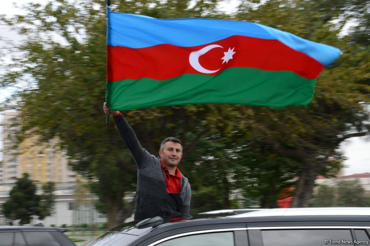 Город Шуша азербайджанский флаг