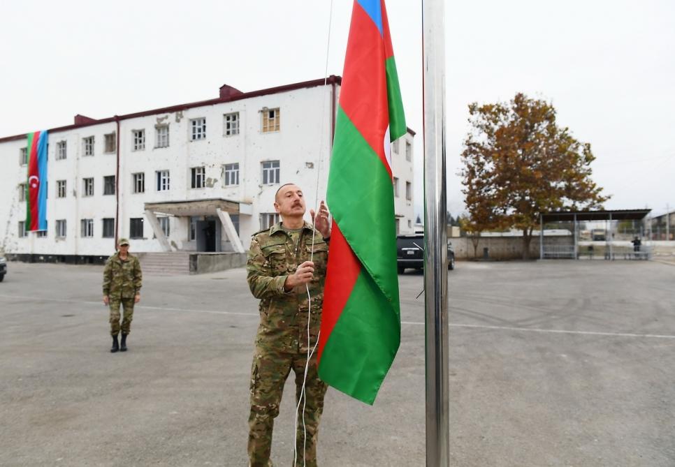 Президент Ильхам Алиев и Первая леди Мехрибан Алиева побывали в освобожденных от оккупации Физулинском и Джебраильском районах, в том числе в городах Физули и Джебраил