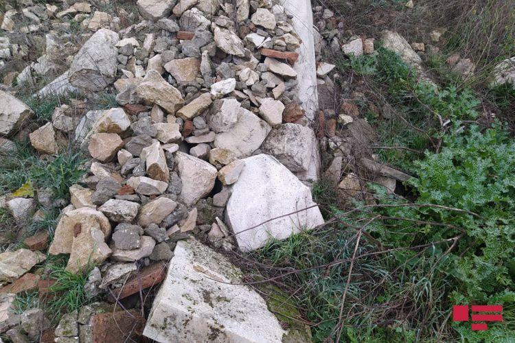 Армяне разрушили кладбище в городе Физули
